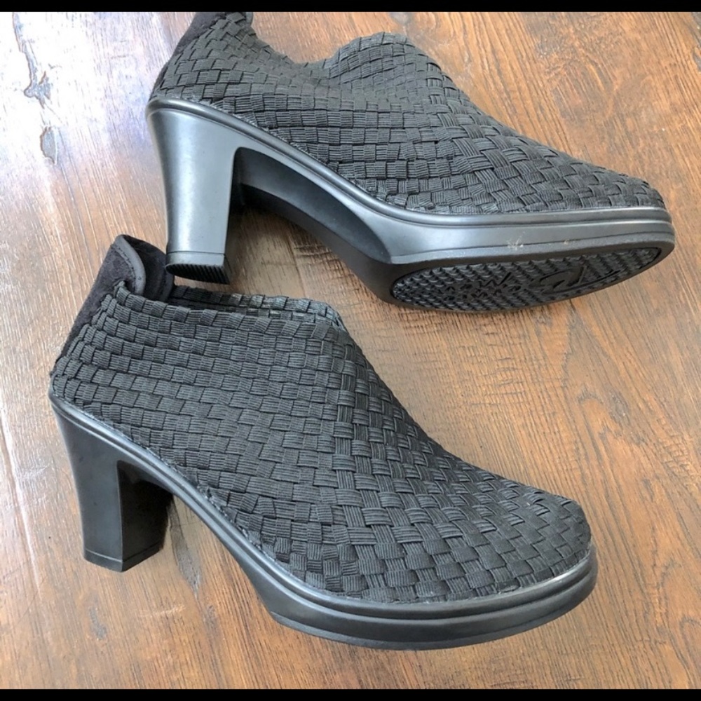 Bernie Mev - great loved condition! Size 38 black